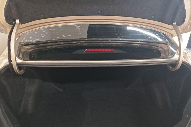 GEELY Emgrand 2020 #19 GEELY Emgrand 2020 car image #19