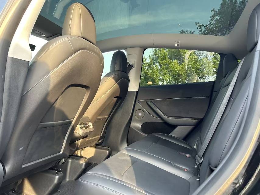 Tesla Model Y 2022 #6 Tesla Model Y 2022 car image #6