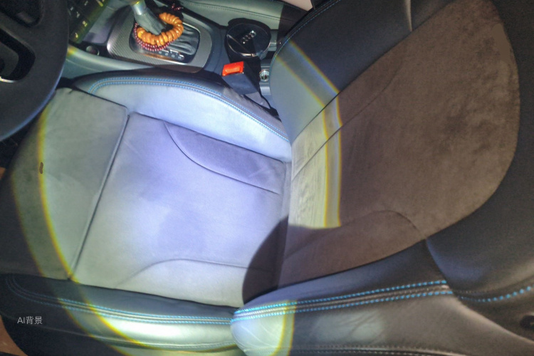 Audi Q3 2019 car image #18