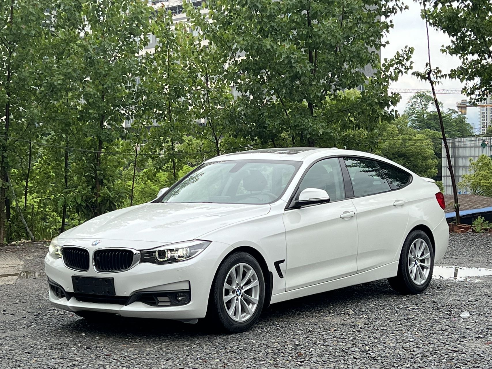 BMW 3 Series GT 2017 image de voiture 
