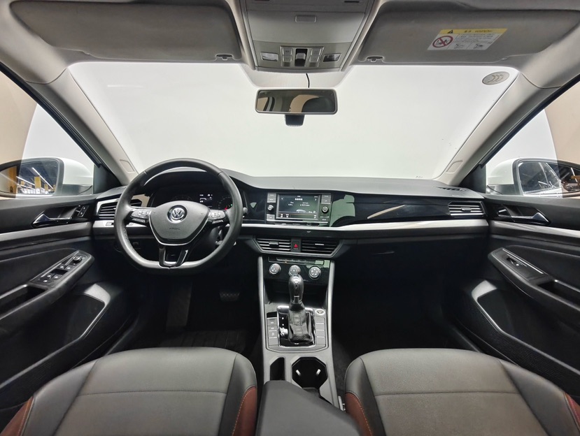Volkswagen Bora 2019 car image #3