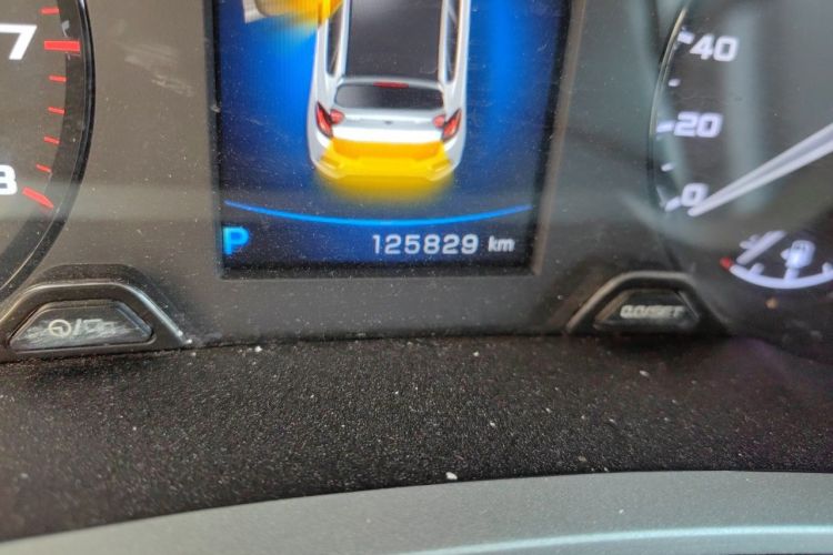 GEELY Emgrand GS 2019 car image #8