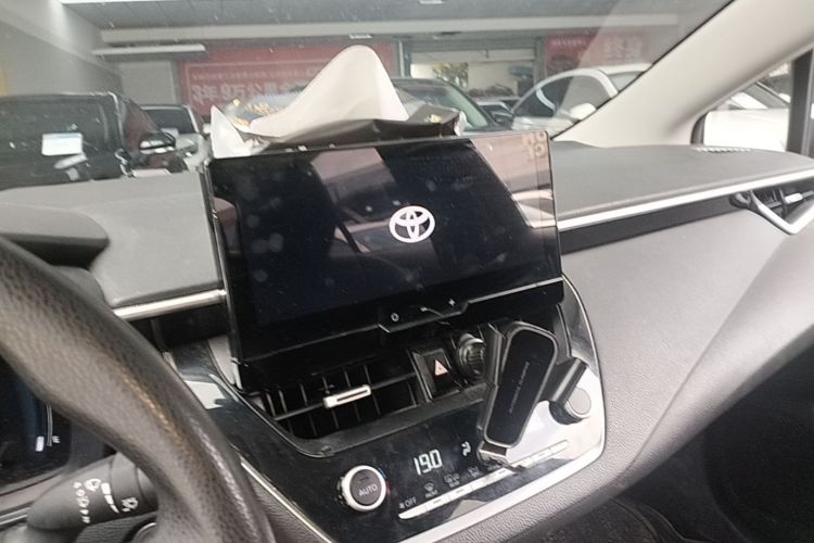 Toyota Corolla 2024 car image #13