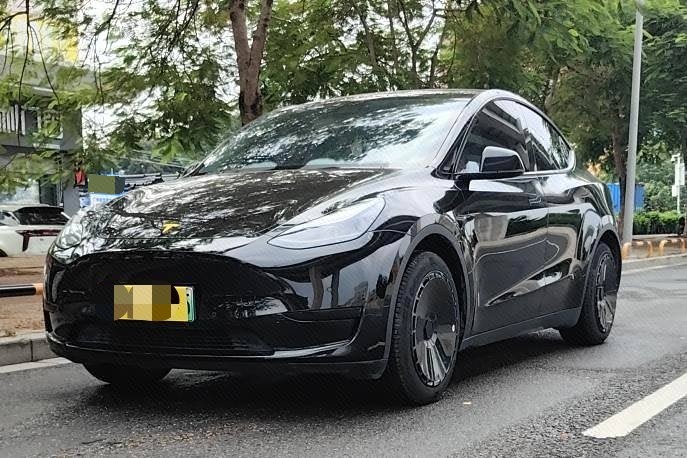 Tesla Model Y 2023 Tesla Model Y 2023 car image