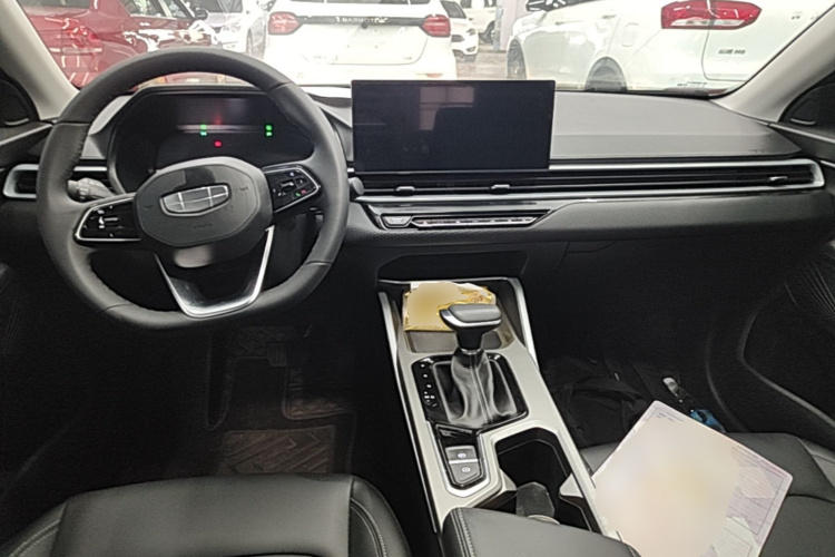 GEELY Emgrand 2025 #10 GEELY Emgrand 2025 car image #10