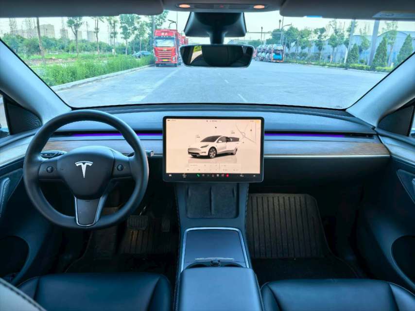 Tesla Model Y 2023 #5 Tesla Model Y 2023 immagine di auto #5