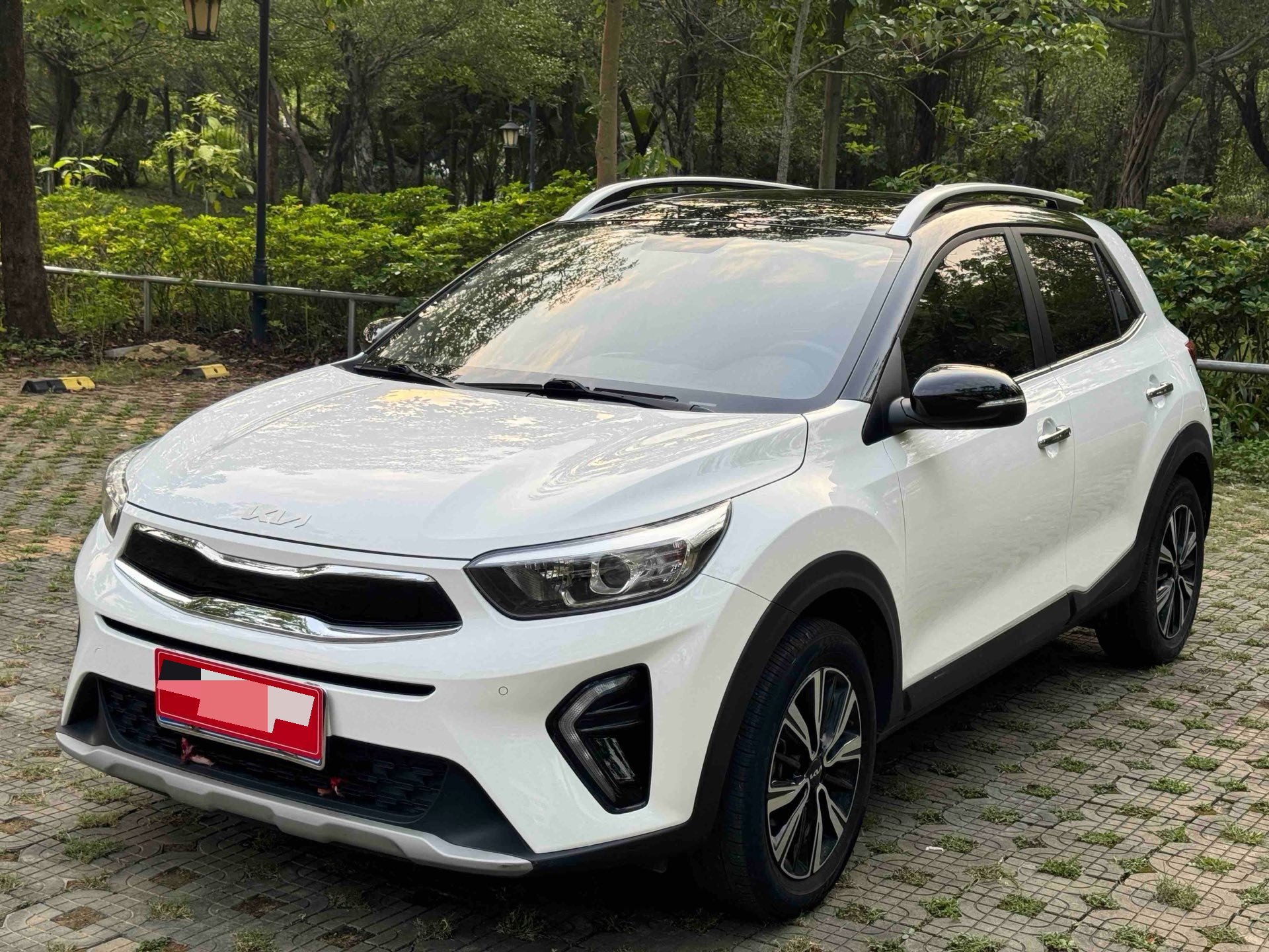 Kia KX1 2021 car image 