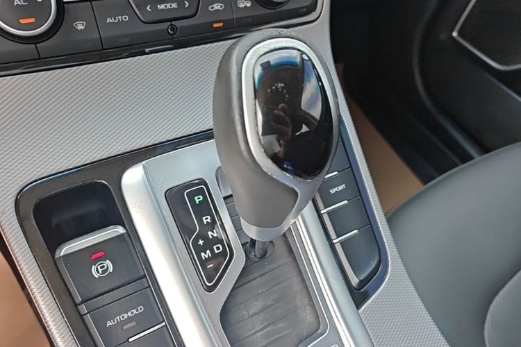 GEELY Emgrand GS 2019 #14 GEELY Emgrand GS 2019 car image #14