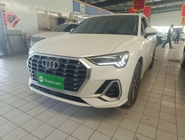 Audi Q3 2022 car image 