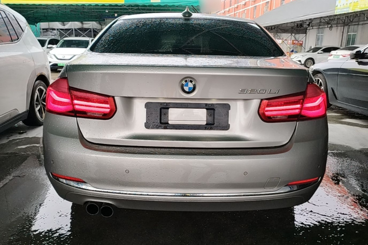 BMW 3 Series 2016 #4 BMW 3 Series 2016 car image #4