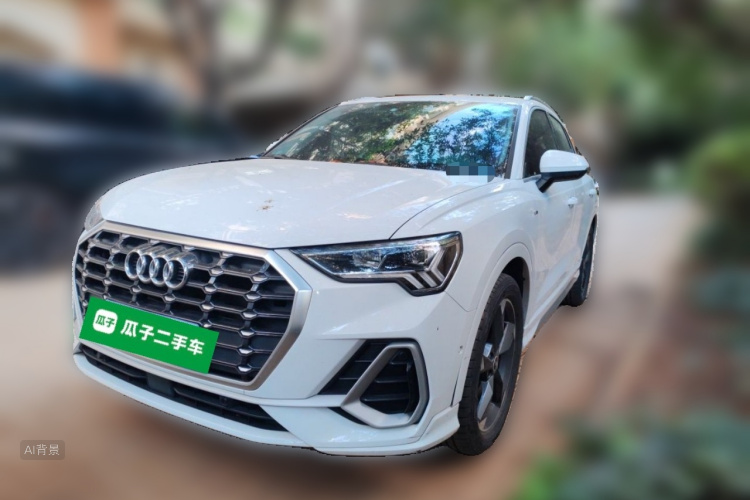 Audi Q3 2022 immagine di auto #2