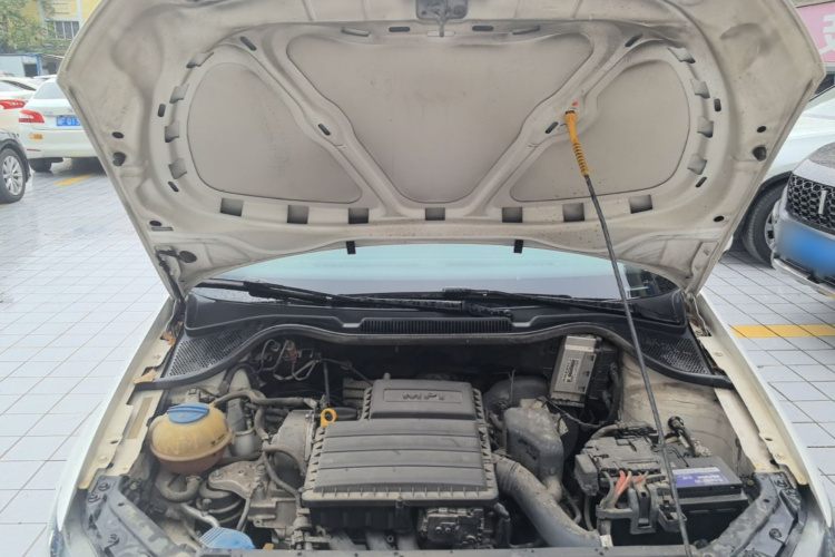 Volkswagen Polo 2018 car image #20
