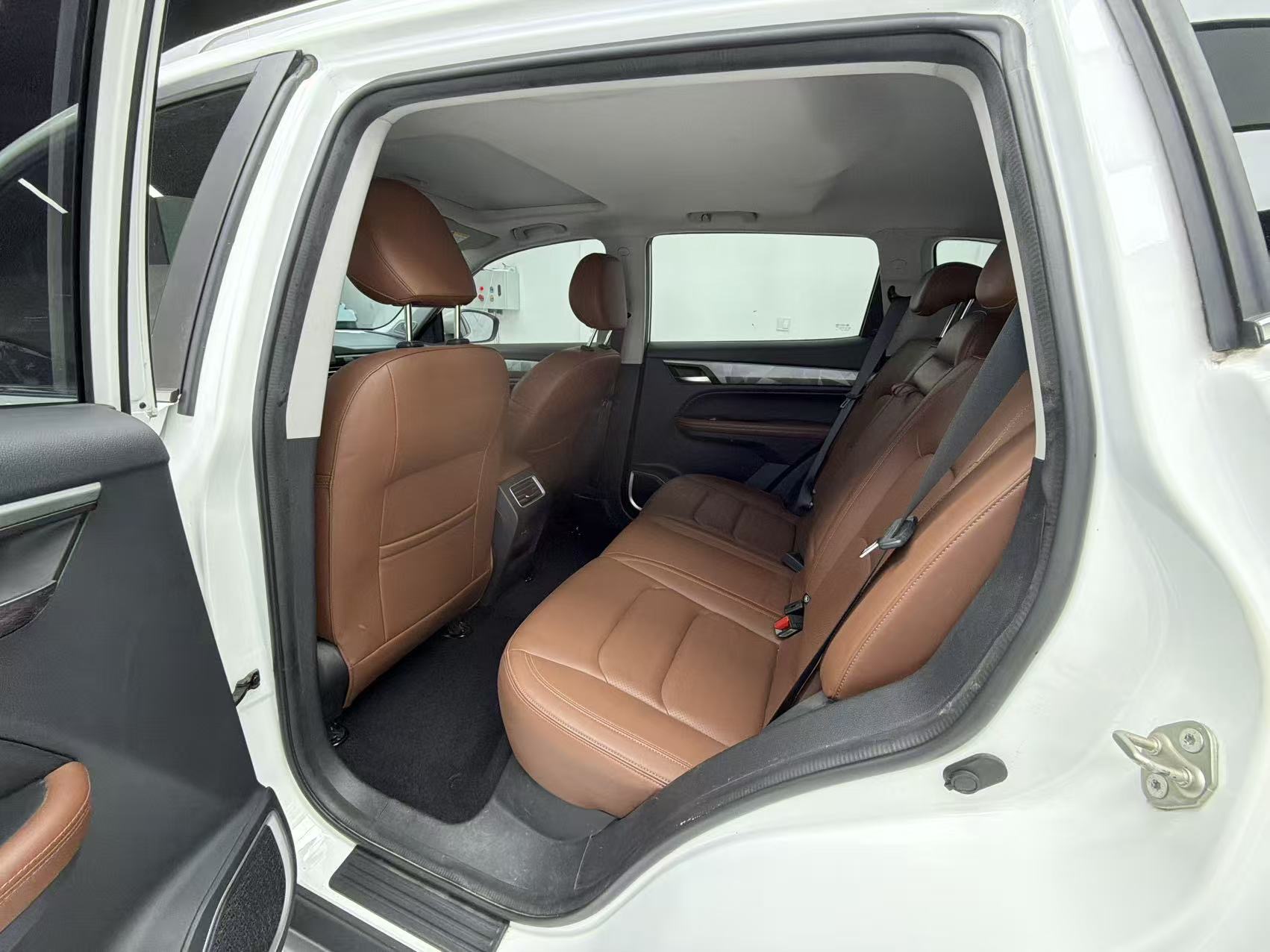 GEELY Vision X6 2022 car image #13