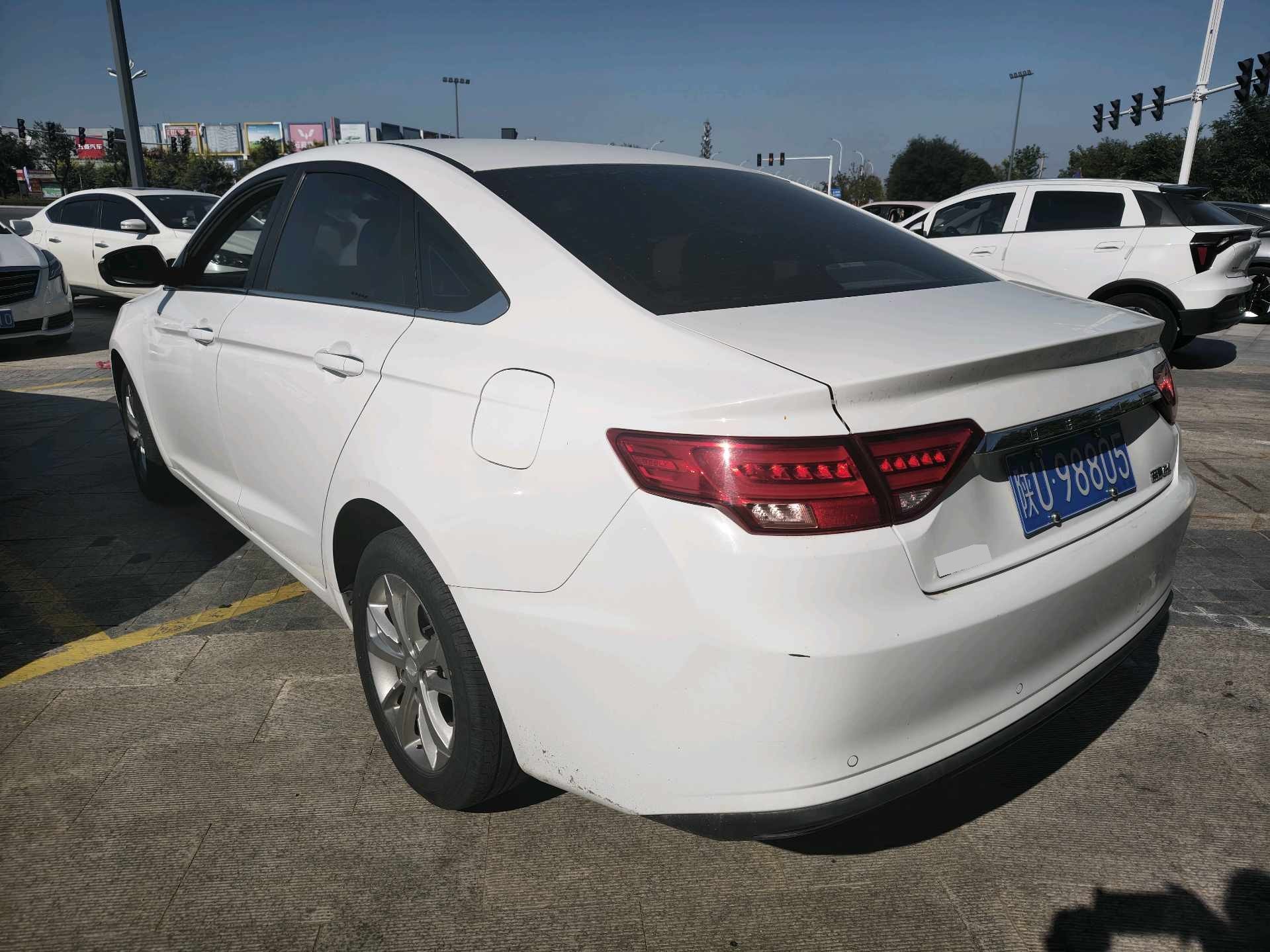 GEELY Emgrand GL 2020 immagine di auto #3