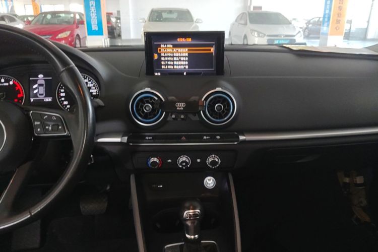 Audi A3 2018 #13 Audi A3 2018 car image #13
