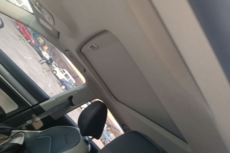 GEELY Coolray 2020 car image #18