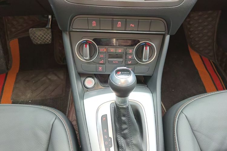 Audi Q3 2019 #14 Audi Q3 2019 car image #14