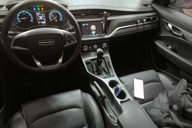 GEELY Emgrand 2021 car image #17