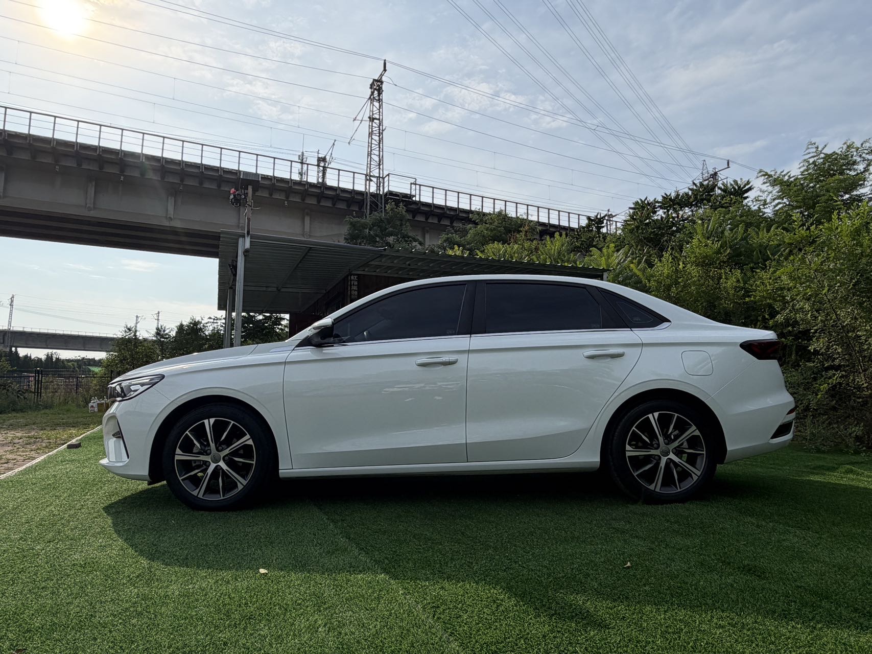 GEELY Emgrand 2021 #7 GEELY Emgrand 2021 car image #7