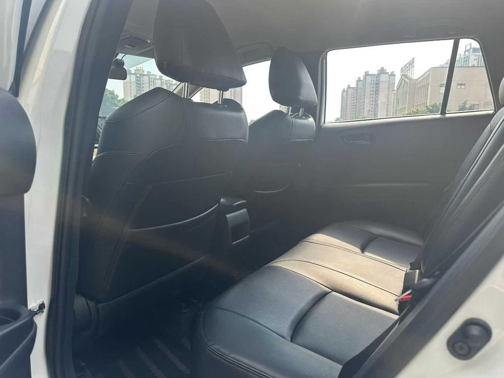 Toyota Corolla Cross 2023 immagine di auto #10