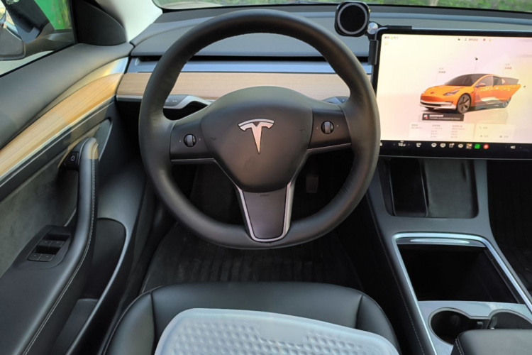 Tesla Model 3 2023 #15 Tesla Model 3 2023 car image #15