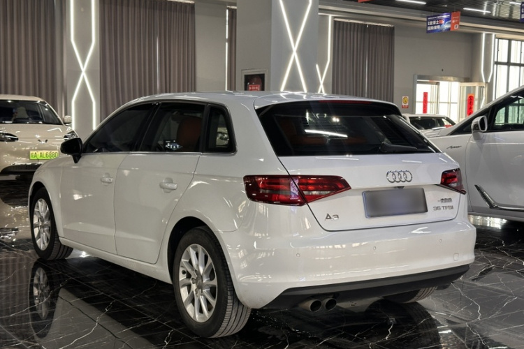 Audi A3 2017 car image #5