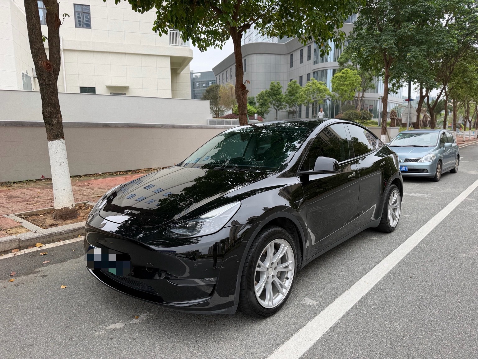 Tesla Model Y 2023 Tesla Model Y 2023 immagine di auto