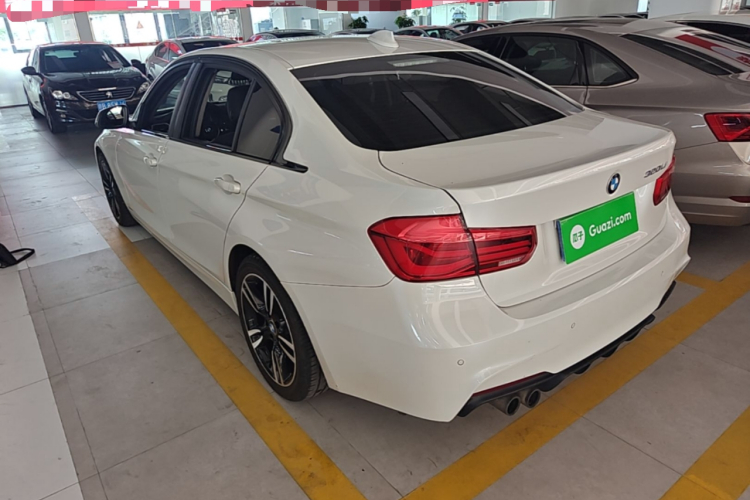 BMW 3 Series 2017 #5 BMW 3 Series 2017 car image #5