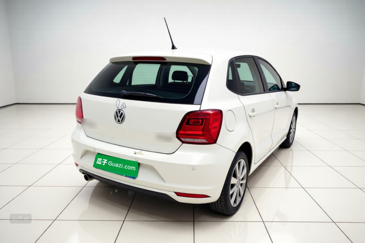 Volkswagen Polo 2018 car image #6