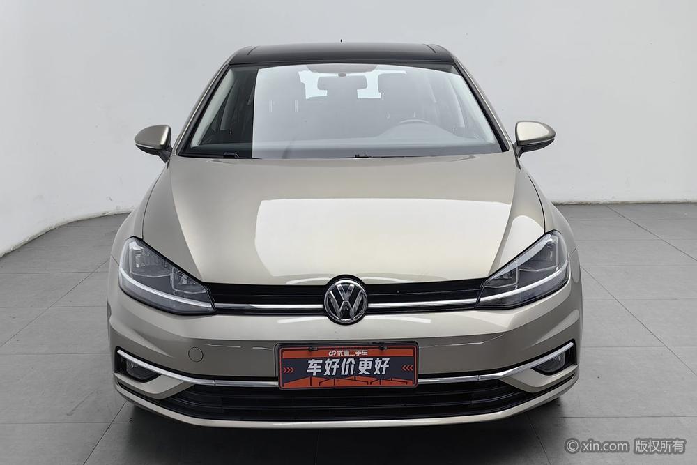 Volkswagen Golf 2019 immagine di auto #2