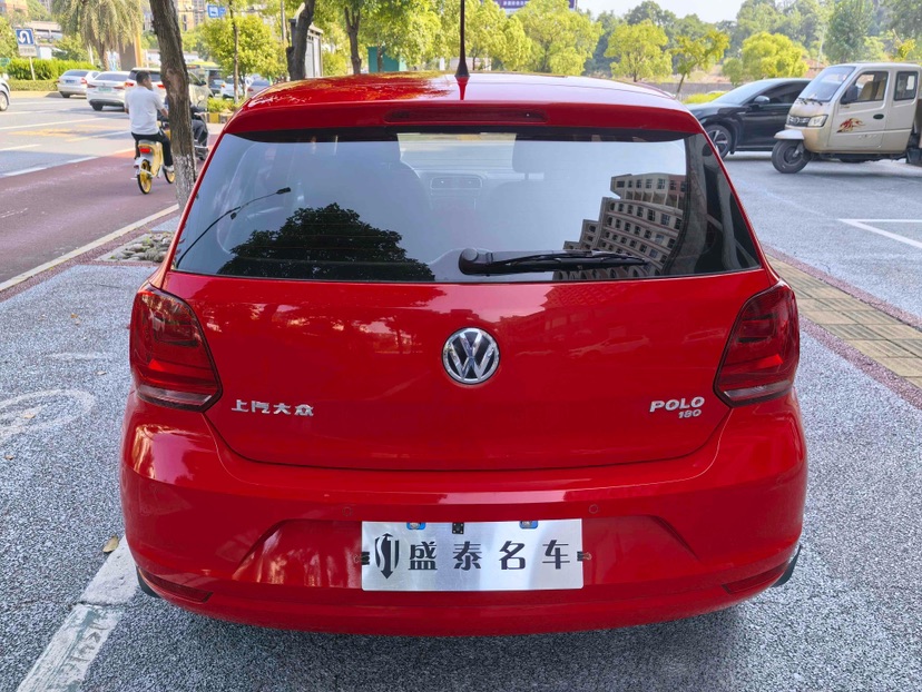 Volkswagen Polo 2018 car image #6