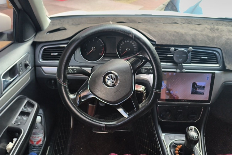 Volkswagen Lavida 2016 car image #15