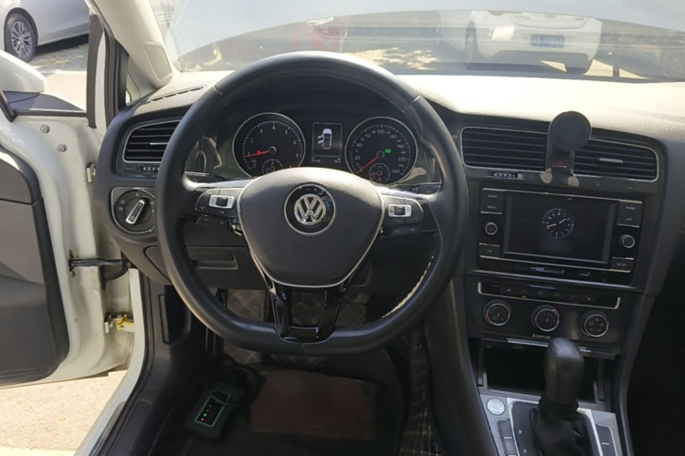 Volkswagen Golf 2018 #11 Volkswagen Golf 2018 car image #11