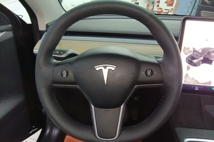 Tesla Model Y 2022 #11 Tesla Model Y 2022 immagine di auto #11