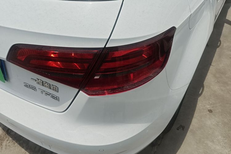 Audi A3 2016 car image #8