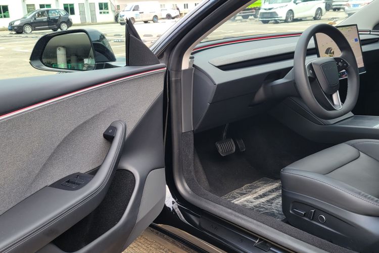 Tesla Model 3 2024 #16 Tesla Model 3 2024 car image #16
