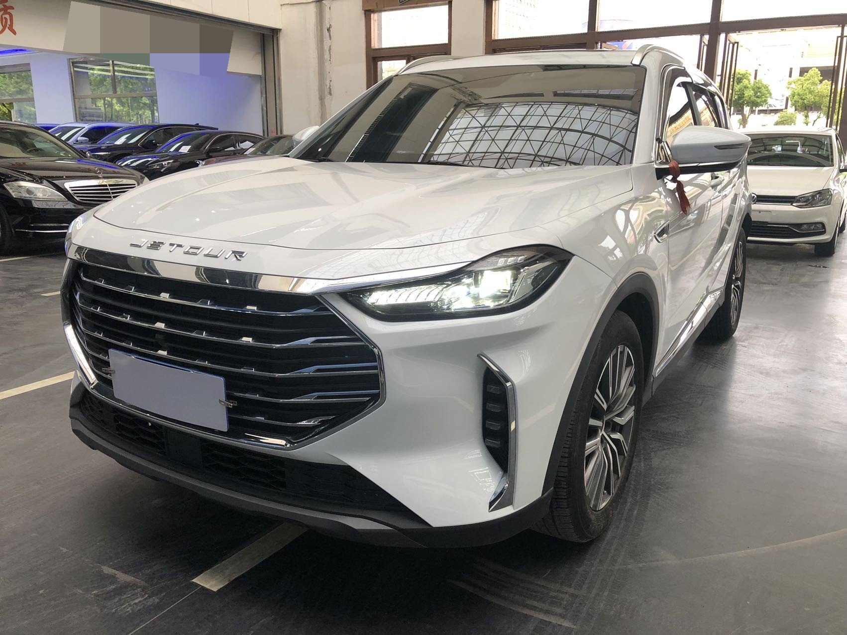 Jetour X70 PLUS 2023 car image 