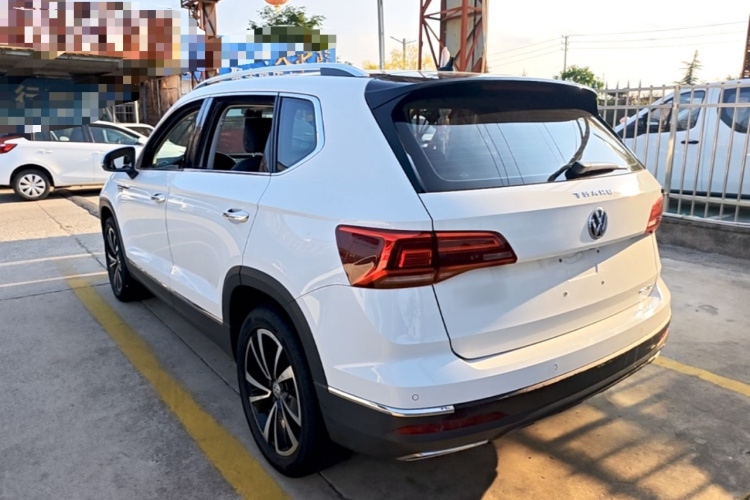 Volkswagen Tharu 2020 car image #7