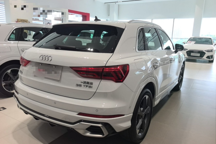 Audi Q3 2024 #7 Audi Q3 2024 car image #7