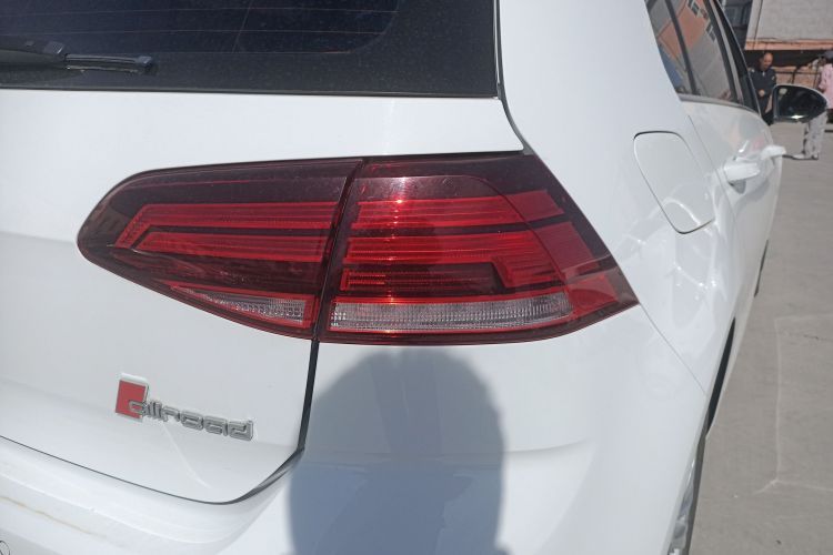 Volkswagen Golf 2020 #8 Volkswagen Golf 2020 car image #8