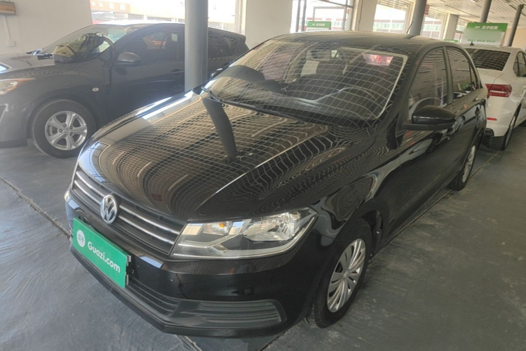 Volkswagen Santana 2016 car image #2