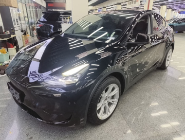 Tesla Model Y 2023 Tesla Model Y 2023 car image