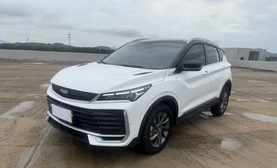 GEELY Coolray 2025 immagine di auto 