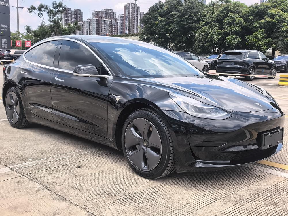 Tesla Model 3 2020 car image #3