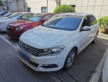 Volkswagen Santana 2016 car image 