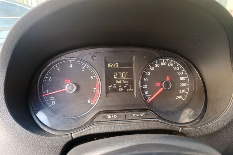 Volkswagen Polo 2017 #16 Volkswagen Polo 2017 car image #16