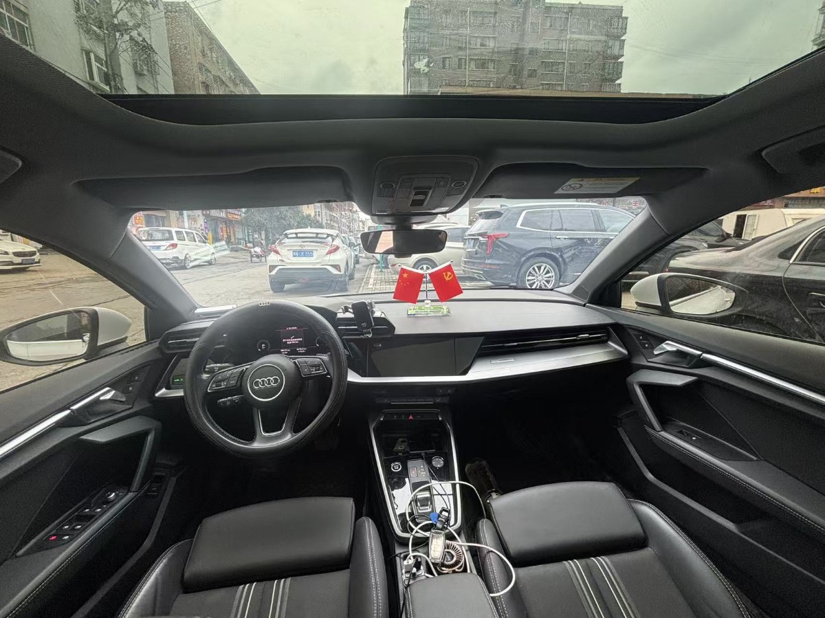 Audi A3 2025 immagine di auto #2