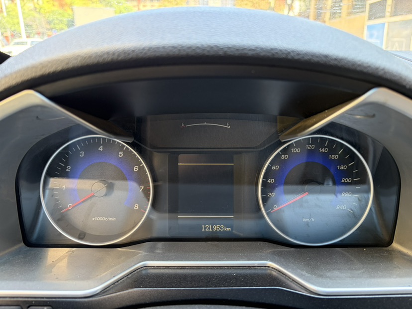 GEELY Emgrand 2014 car image #9