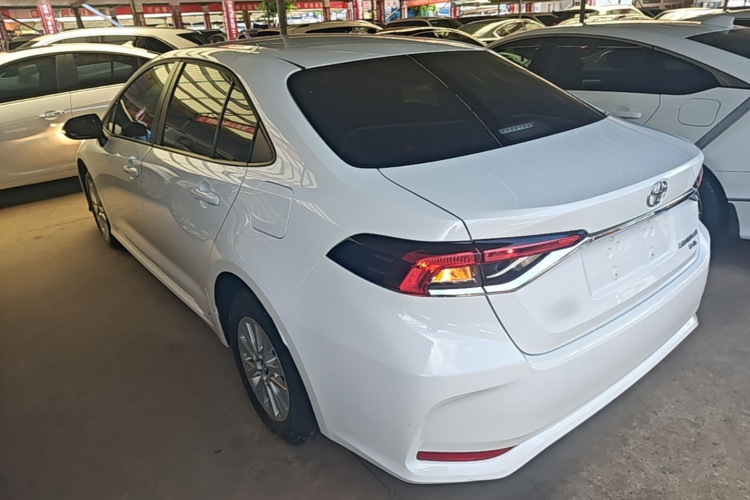 Toyota Corolla 2023 immagine di auto #5