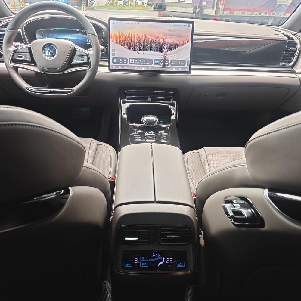 BYD Han 2024 صورة سيارة #10